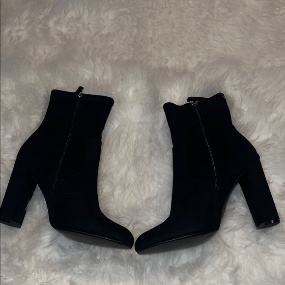 Steve Madden Black Rose Embroidered Heeled Boots - Picture 12 of 12